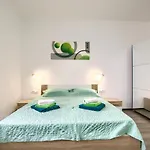 Amphitheater 3+2 Modern Apartment With Terrace, Wifi, Netflix