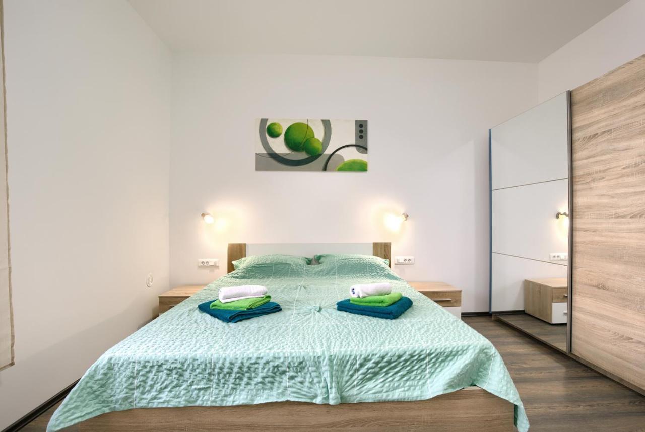 Amphitheater 3+2 Modern With Terrace, Wifi, Netflix Apartment *